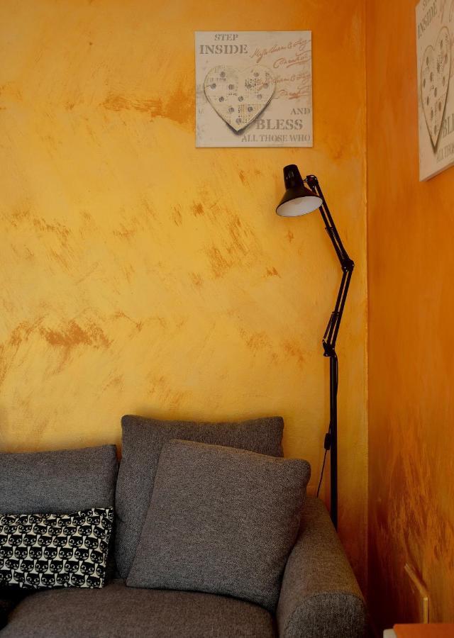Villa Casa Con Grande Terrazza, Ac, Wifi, Posto Auto E Vicino Al Mare Imperia Exterior foto