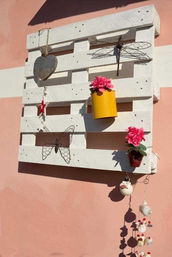 Villa Casa Con Grande Terrazza, Ac, Wifi, Posto Auto E Vicino Al Mare Imperia Exterior foto